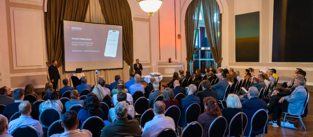 Wie Unternehmen und Verwaltungen von KI profitieren: Ein Rückblick auf das assono KI-Forum 2025